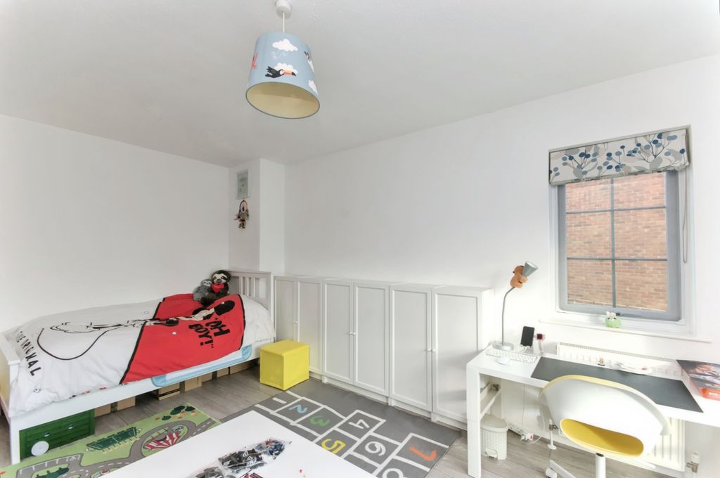 Additional image 25 of 3 bed end terrace house for saleChurchill Close, Eastbourne BN20