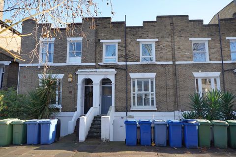 Kings Grove, Peckham, London SE15