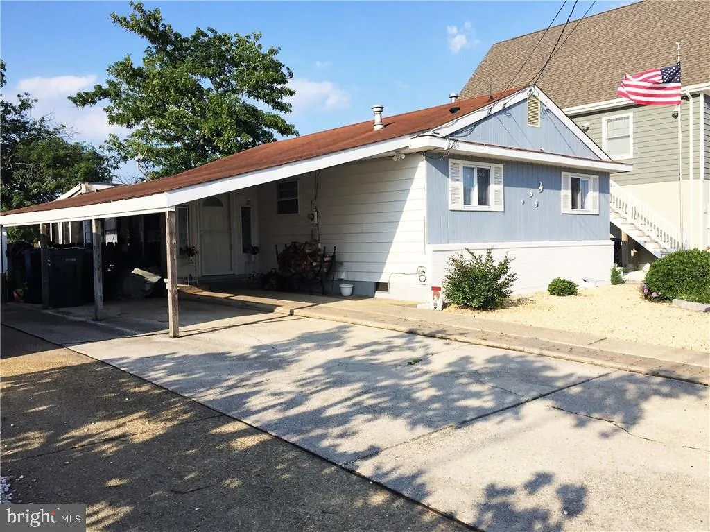 105 Thames Road, Tuckerton, NJ 08087