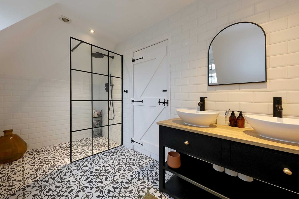 Additional image 17 of 5 bed detached house for saleWalkwood Rise, Beaconsfield, Buckinghamshire HP9