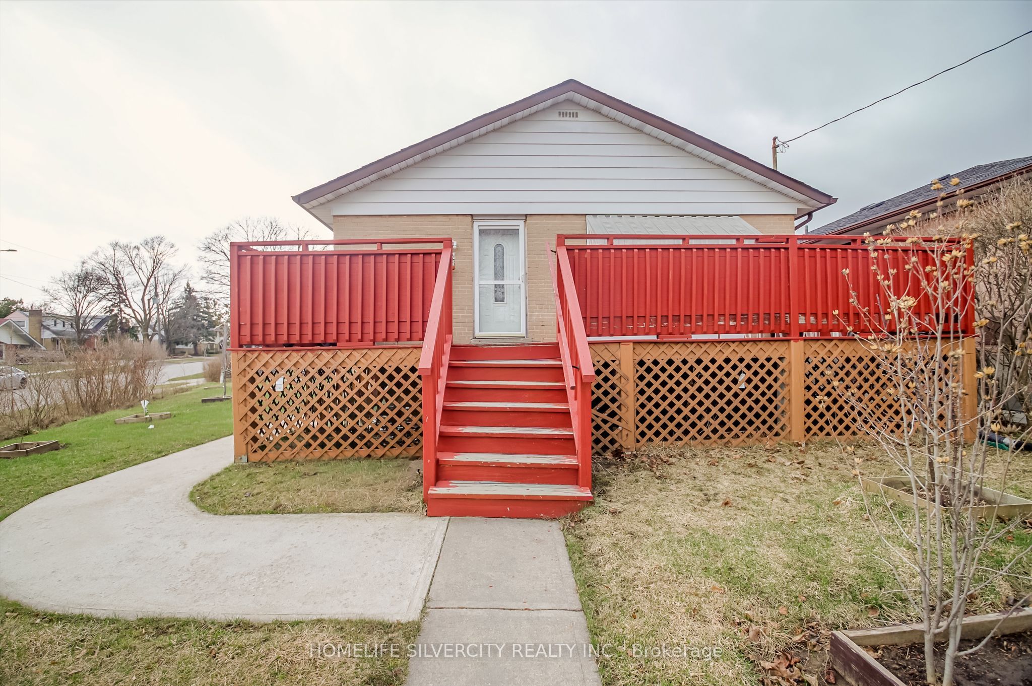 10 Coppermill Drive, Toronto, ON, M9W 3Z3