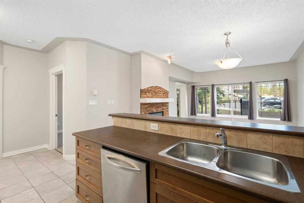 Additional image 6 of 101-20 Discovery Ridge Close SW, Calgary, AB, T3H 5X3