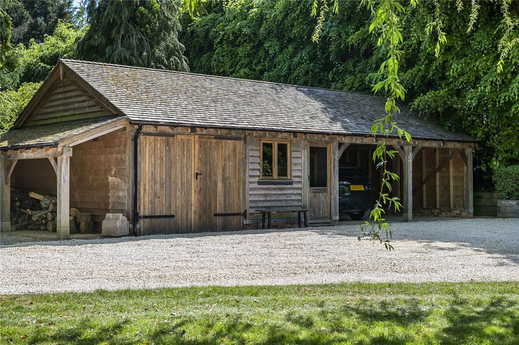 Additional image 45 of 6 bed detached house for saleHigh Street, Hurley, Berkshire SL6