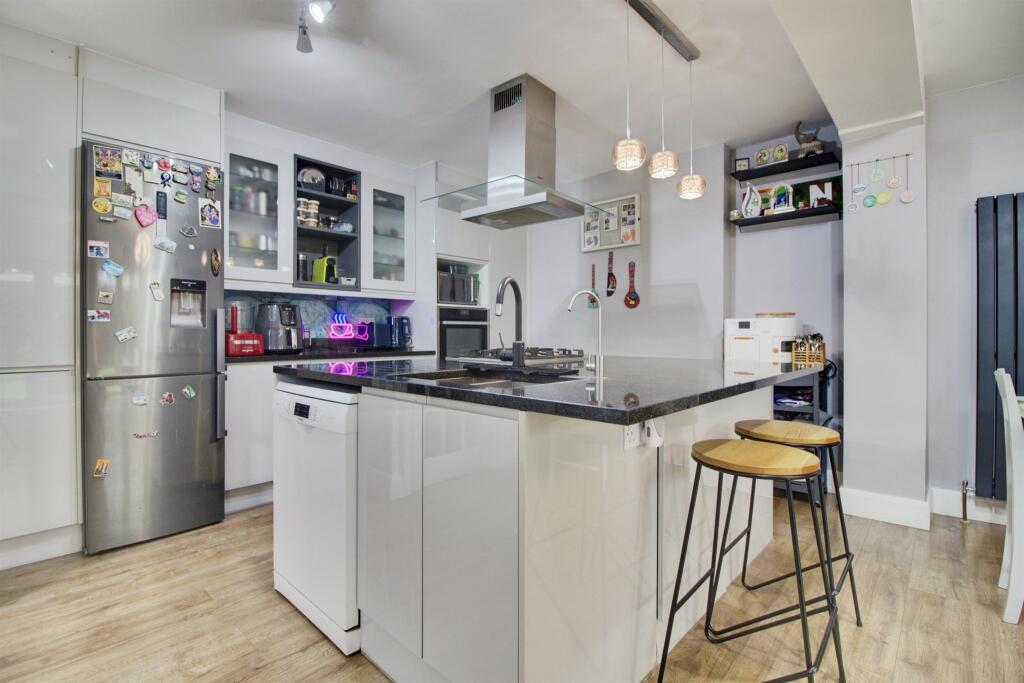 Additional image 6 of Springfields, Welwyn Garden City