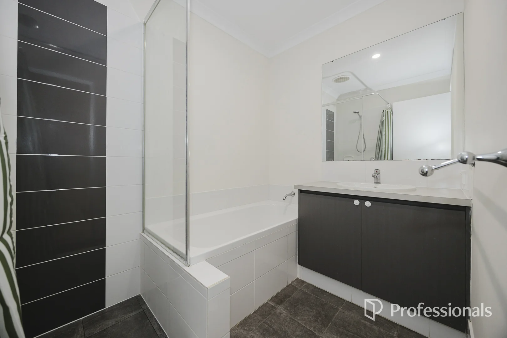 Additional image 8 of 40 Linksman Street, Yanchep WA 6035