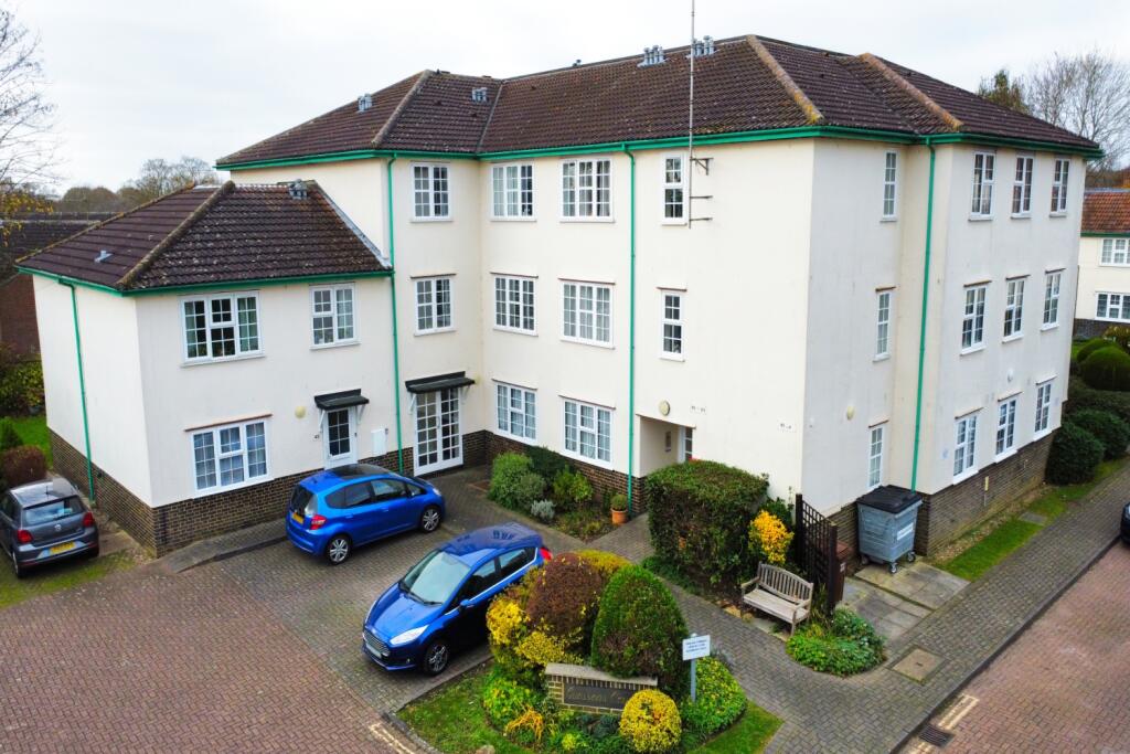 Guessens Court, Welwyn Garden City, Hertfordshire, AL8