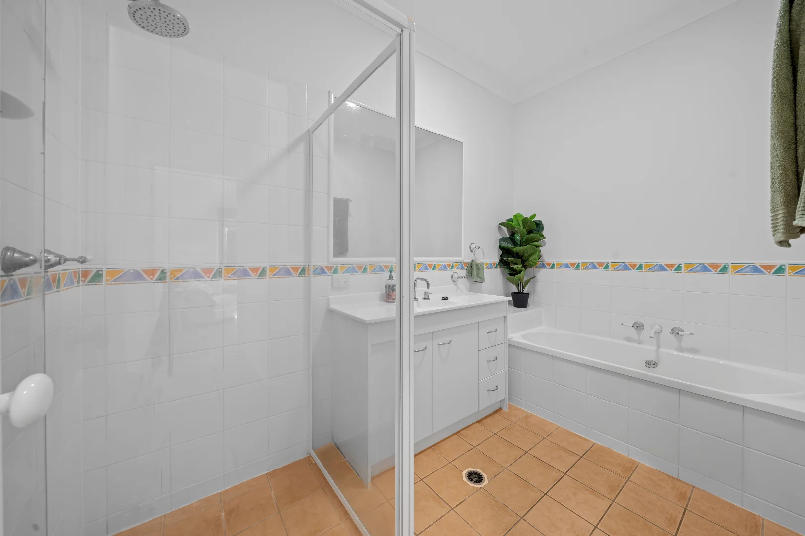 Additional image 16 of 14 Shorehaven Place, Varsity Lakes QLD 4227