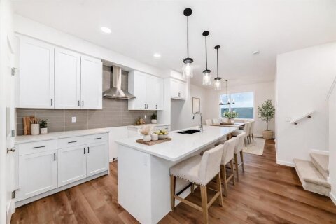 Additional image 7 of 62 Starling Boulevard NW, Calgary, AB, T3P 2V7
