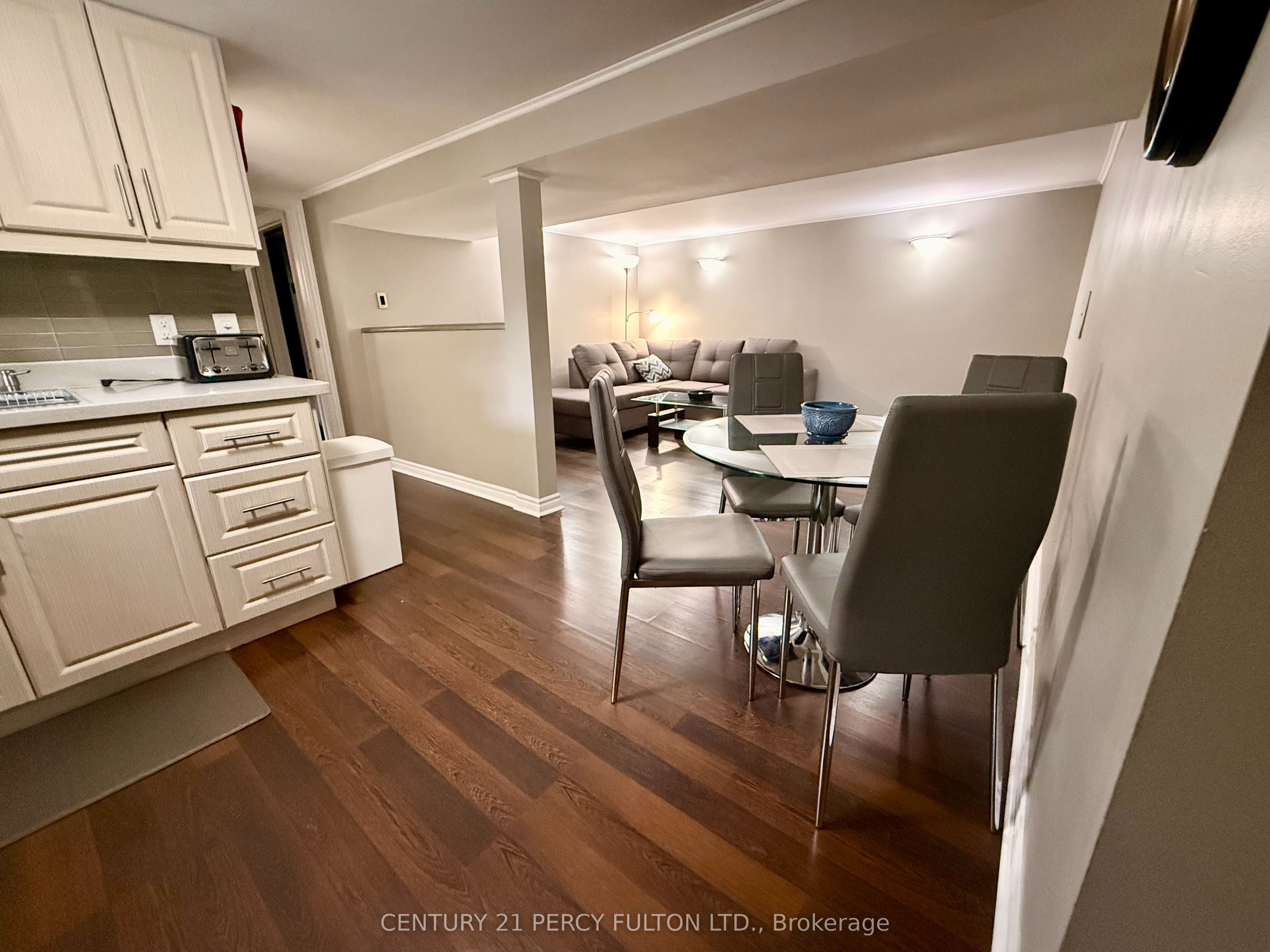 17 Maywood Park, Toronto, ON, M1K 2G9