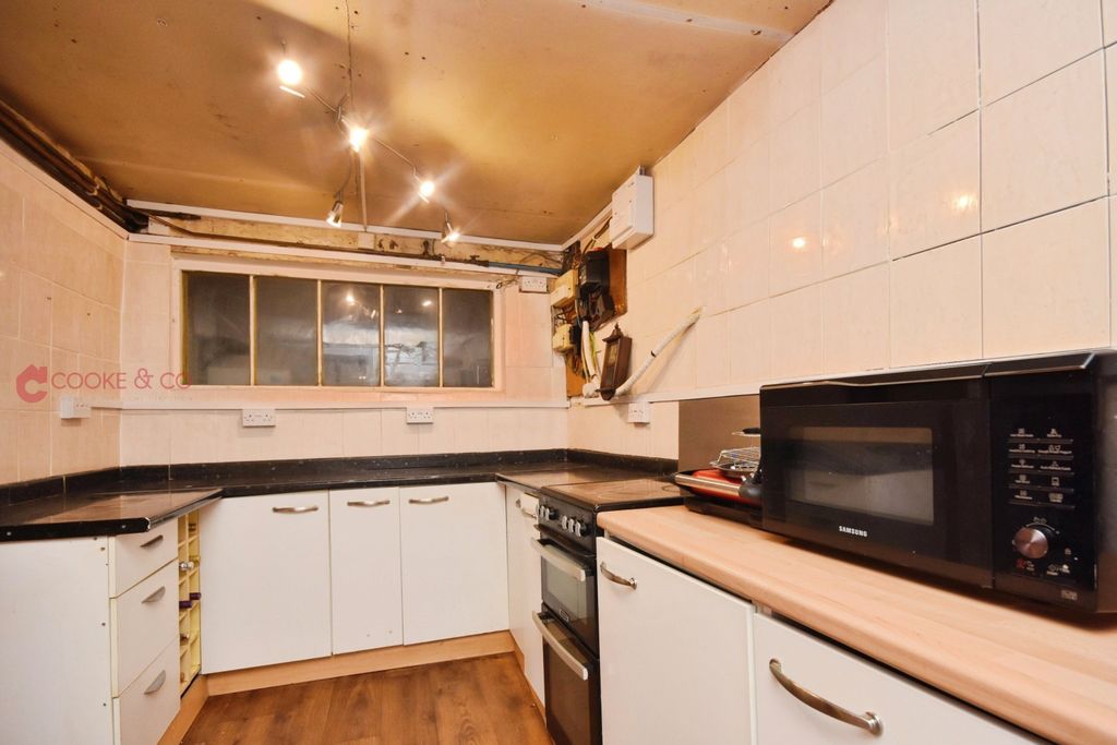 Additional image 15 of 5 bed semi-detached house for saleSt. Peters Road, Broadstairs, Kent CT10