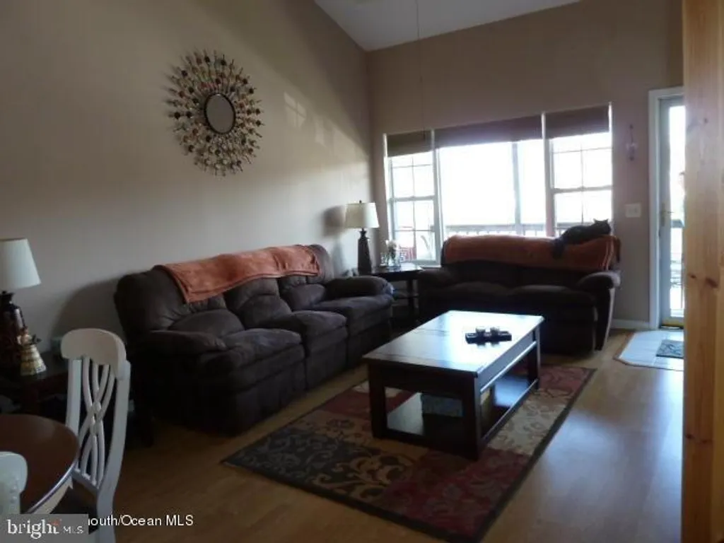 80 Puffin Glade Drive, Bayville, NJ 08721