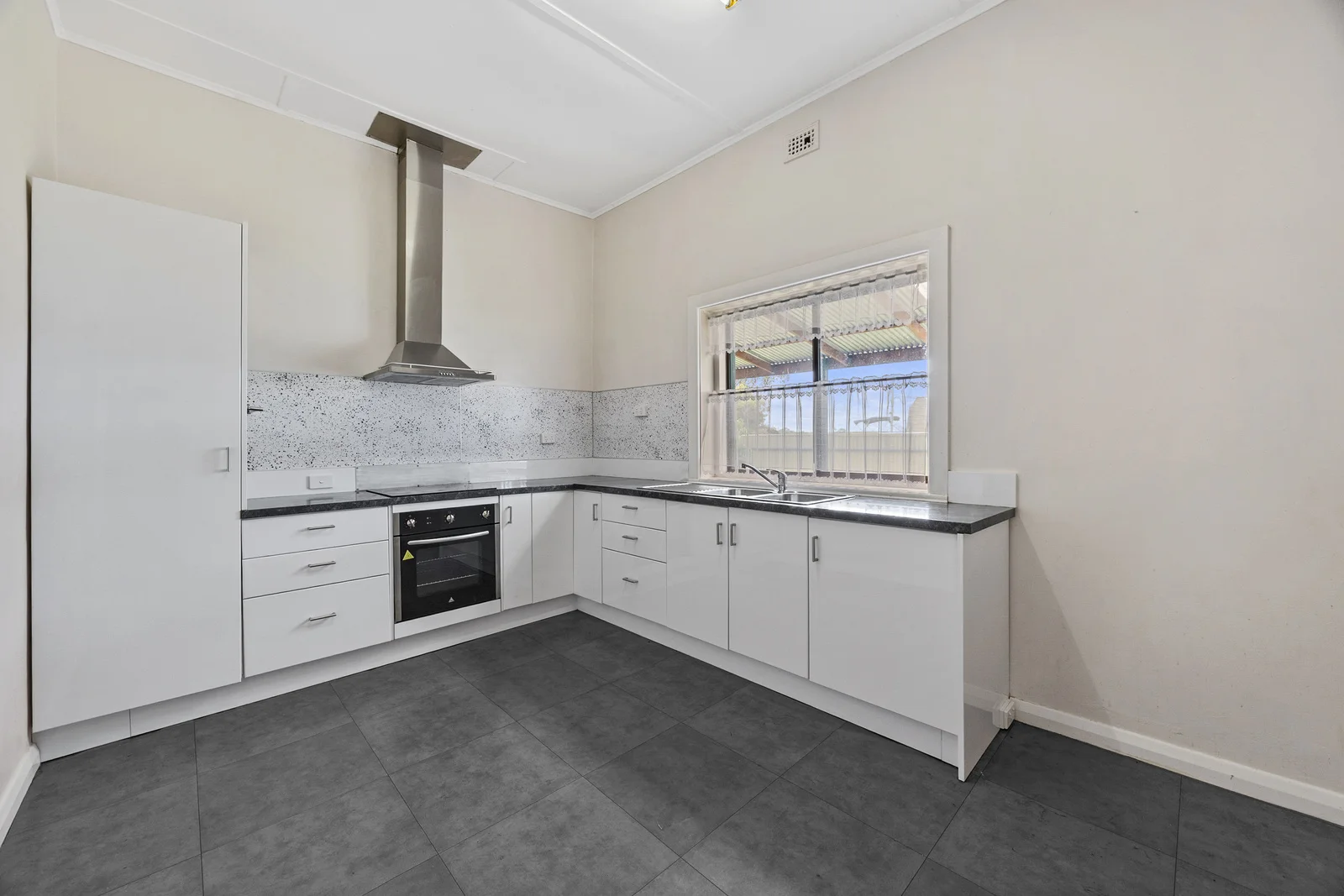 Additional image 5 of 18 Second Avenue, Tailem Bend SA 5260