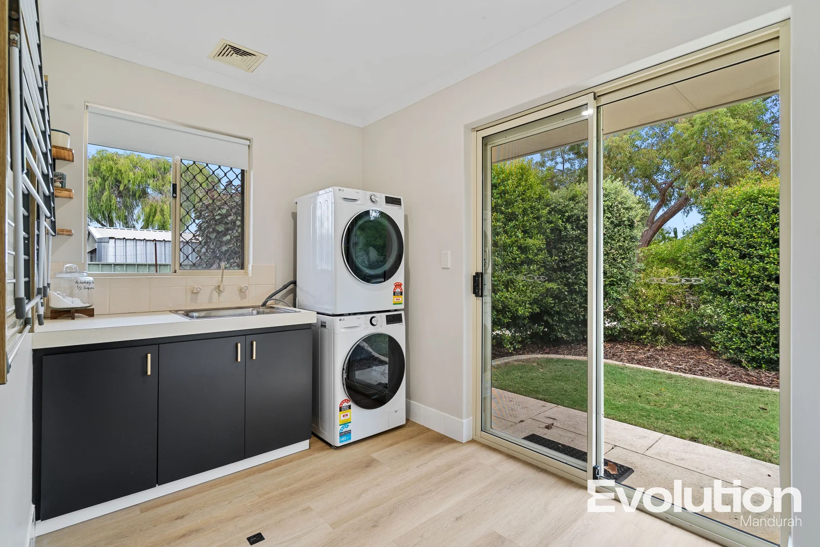 Additional image 20 of 8 Silverton Crescent, Erskine WA 6210