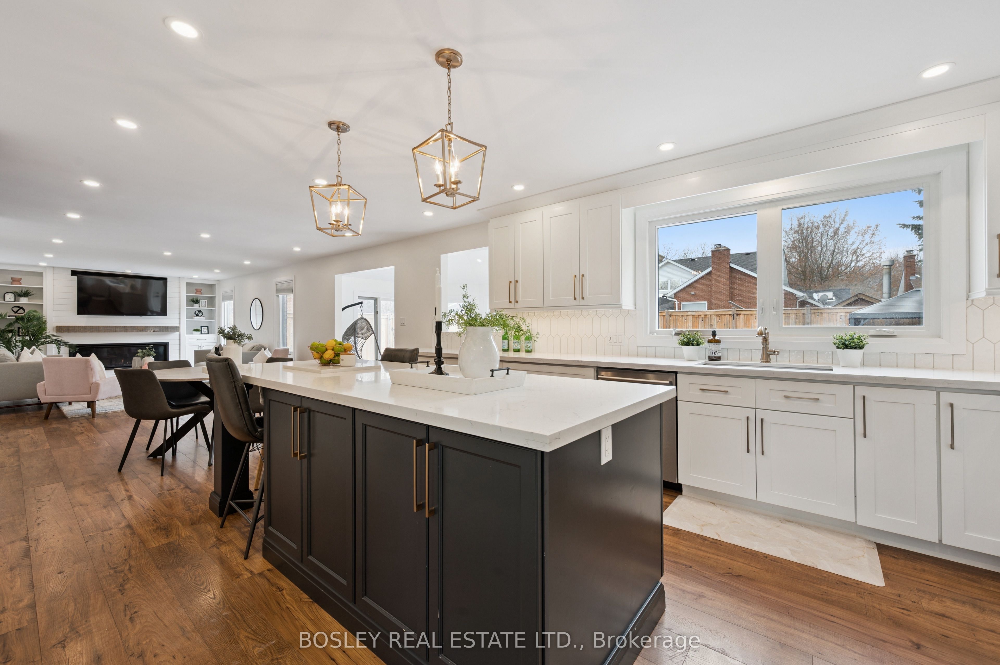 601 Sandringham Drive, Waterloo, ON, N2K 3L5
