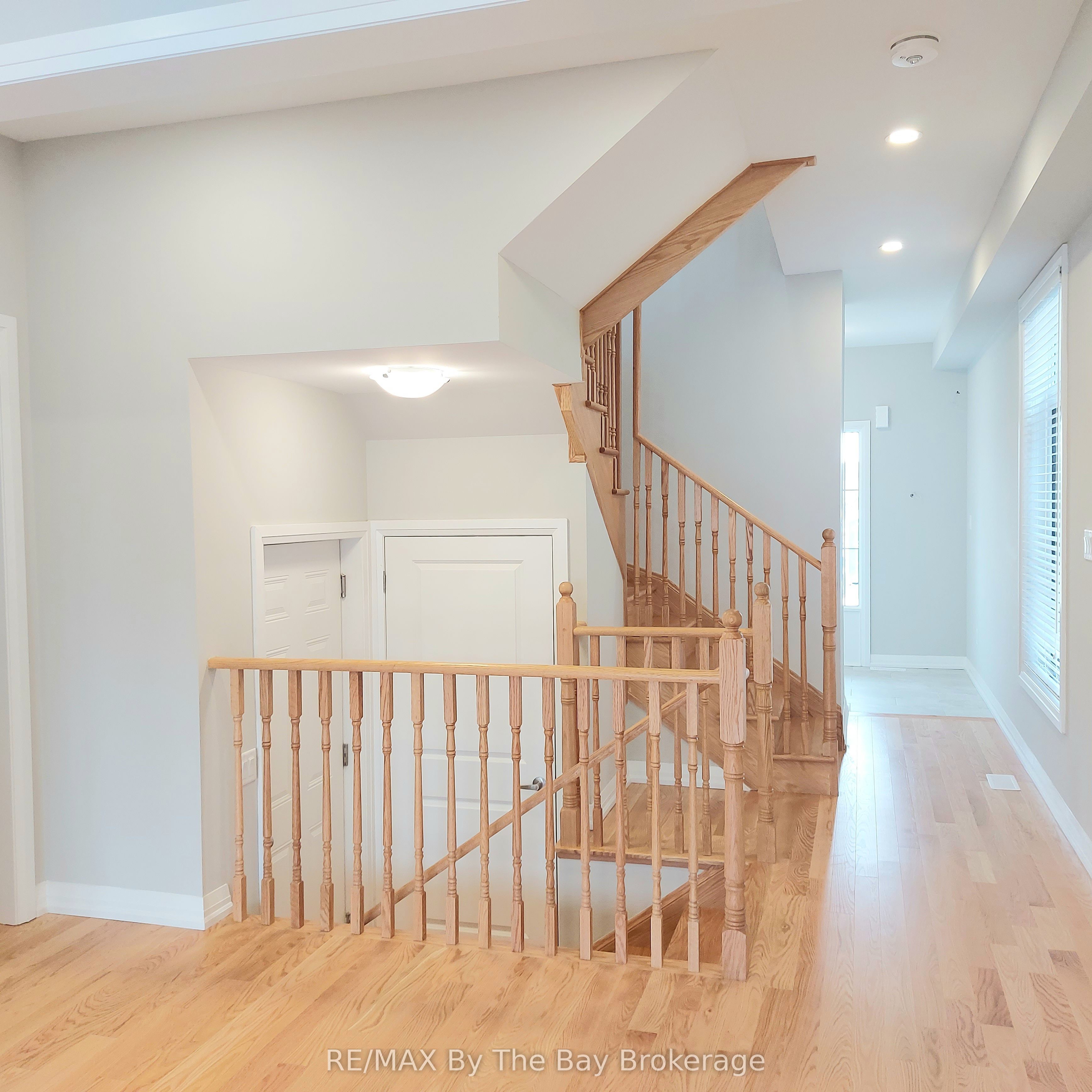 Additional image 4 of 19 Federica Crescent, Wasaga Beach, ON, L9Z 0N5