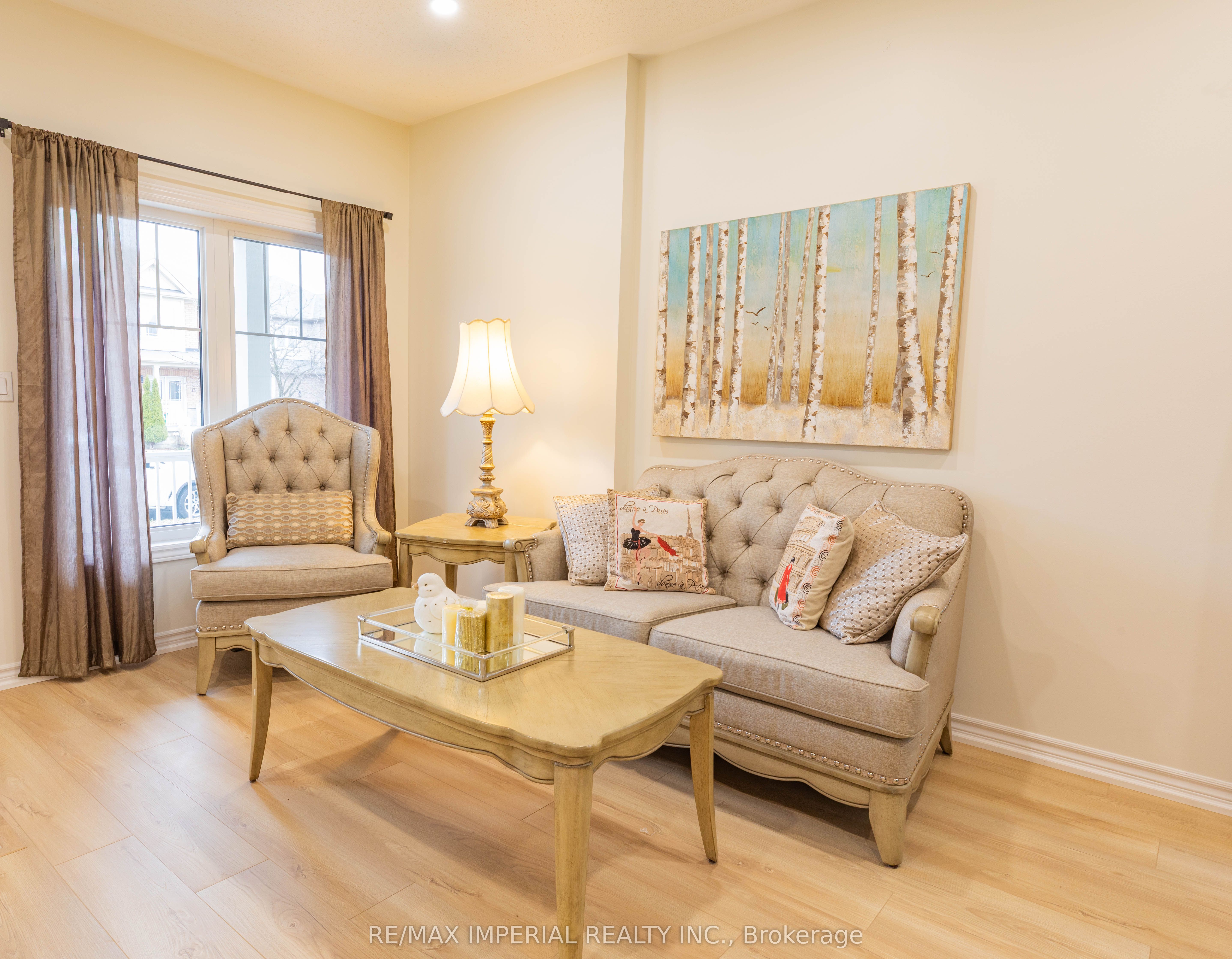 Additional image 5 of 10 Sandgate Street, Whitby, ON, L1R 0L3
