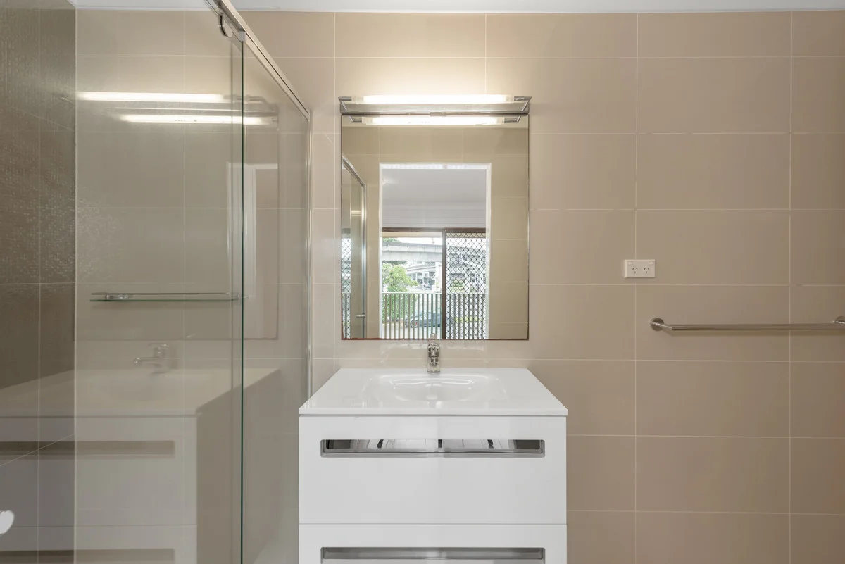 Additional image 15 of 10/33-39 Hooker Boulevard, Broadbeach Waters QLD 4218