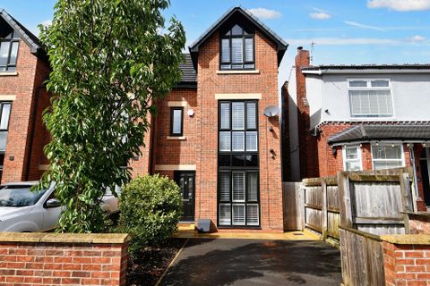 Clifton Road, Monton M30