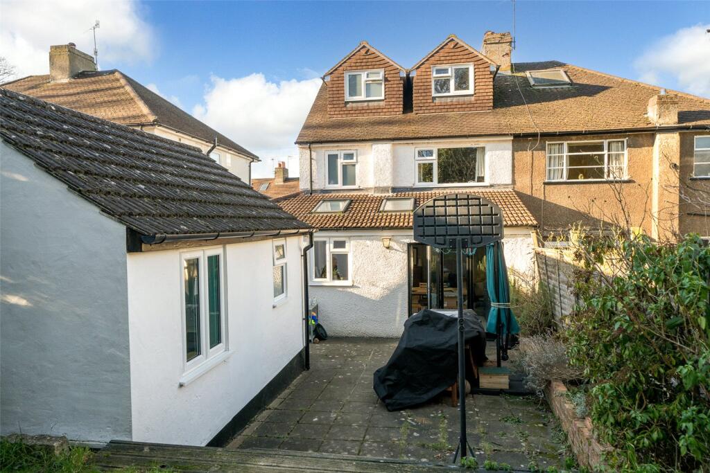 Additional image 13 of Dickens Close, St. Albans, Hertfordshire, AL3