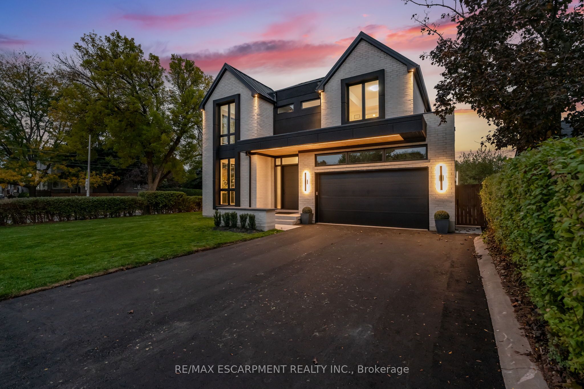 Additional image 2 of 144 Mansfield Drive, Oakville, ON, L6H 1K4