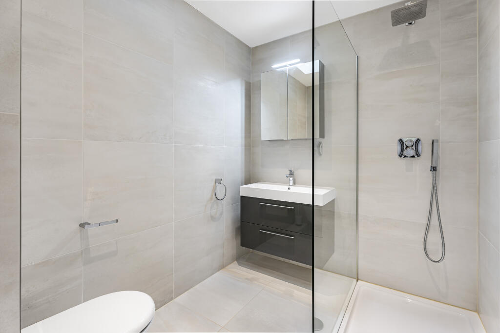 Additional image 20 of Orchard Road, Tewin, Welwyn, AL6