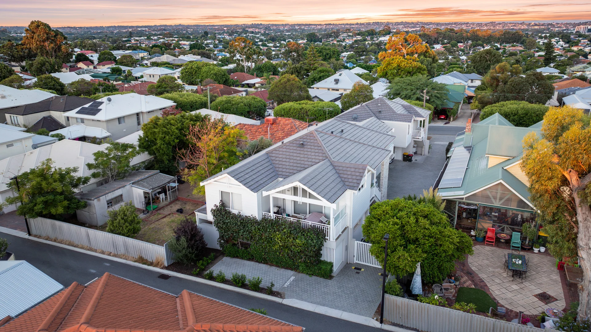 Additional image 18 of 3/215 Alice Street, Doubleview WA 6018