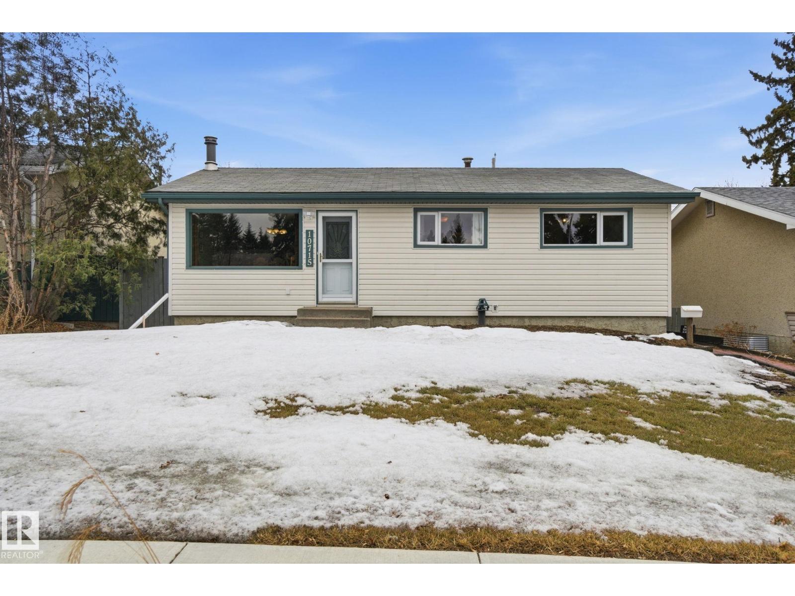 10715 52 Avenue NW, Edmonton, AB, T6H0P2