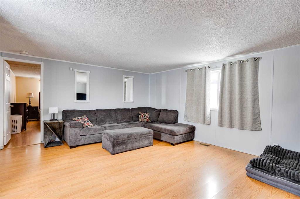Additional image 5 of 101 Clausen Crescent, Fort Mcmurray, AB, T9K2H8