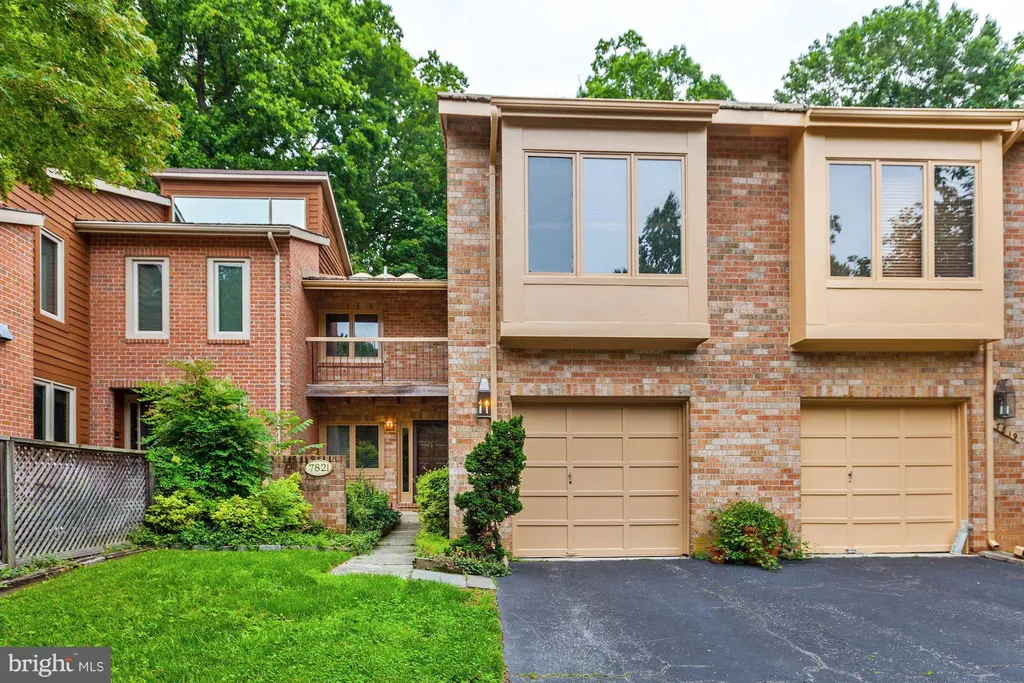 7821 Whiterim Terrace, Potomac, MD 20854
