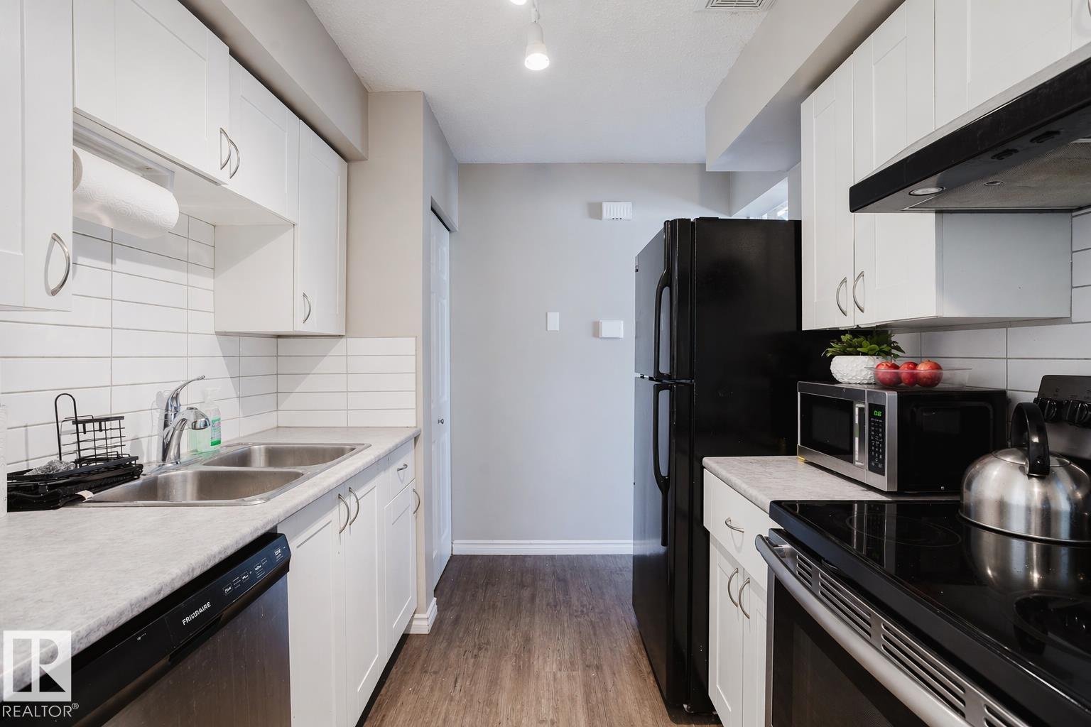 Additional image 3 of 8-14110 80 Street NW, Edmonton, AB, T5C1L6