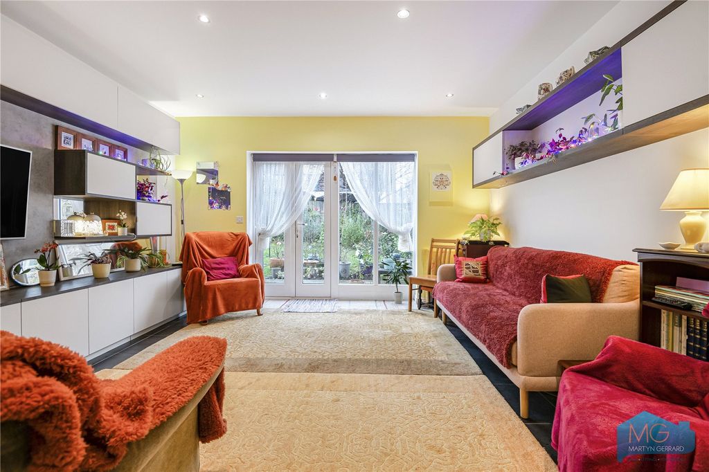 Additional image 3 of 3 bed semi-detached house for saleDavid Wildman Lane, Mill Hill, London NW7