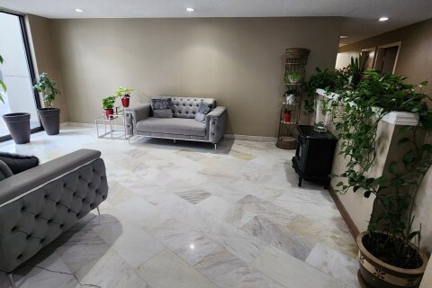 Additional image 7 of 1803-3695 Kaneff Crescent, Mississauga, ON, L5A 4B6