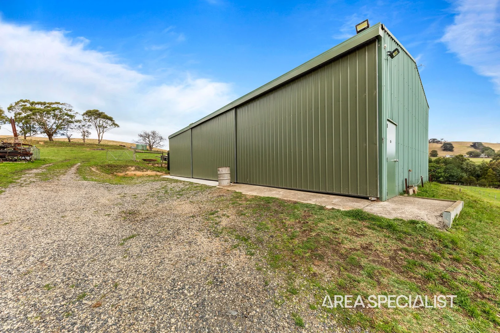 Additional image 16 of 10 Boundary Road, Loch VIC 3945
