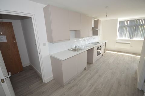 |Ref: R152856|, The Old Chambers, College Place, Southampton SO15