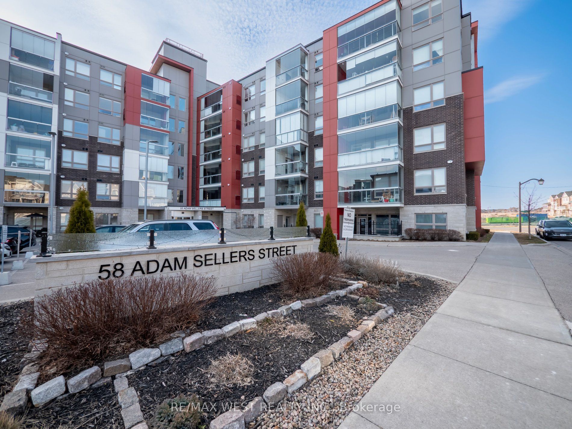 Additional image 2 of 605-58 Adam Sellers Street, Markham, ON, L6B 1P5