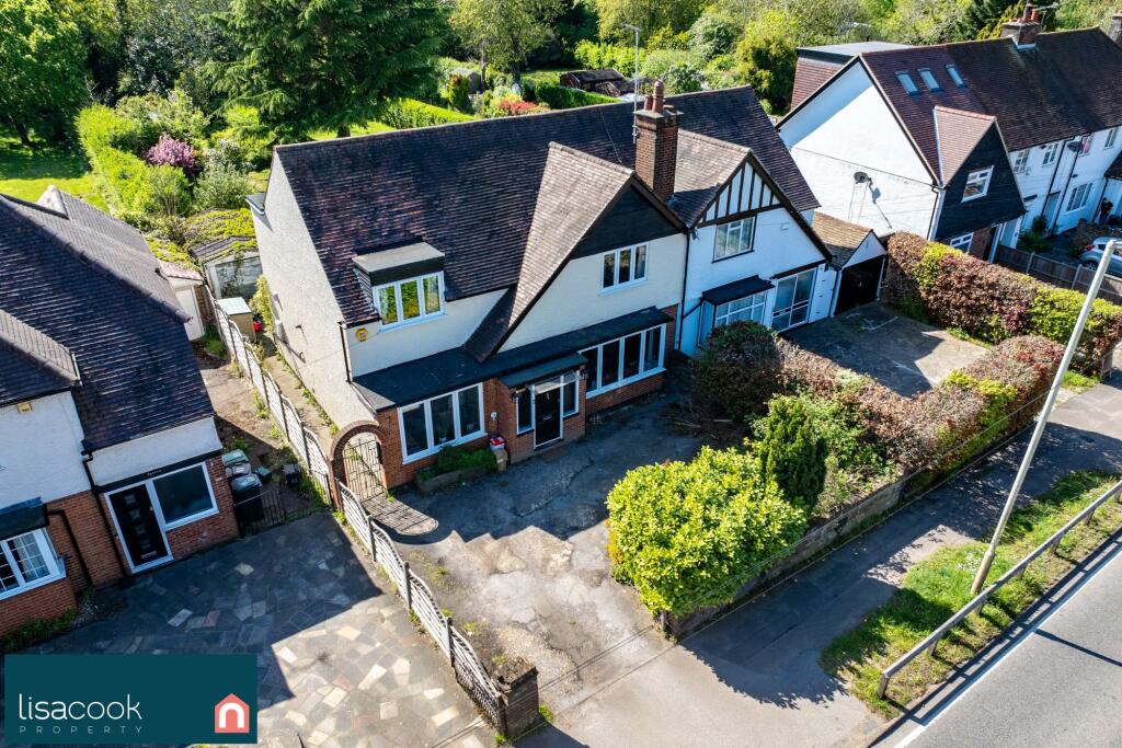 Radlett Road, Frogmore, AL2