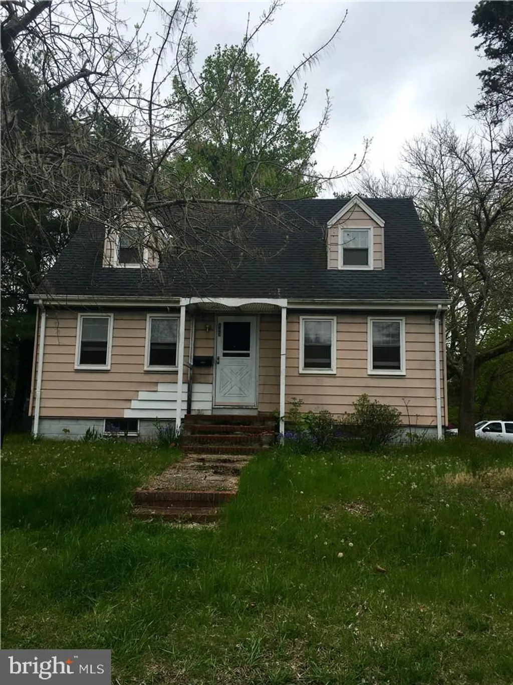 193 Division Street, Manahawkin, NJ 08050