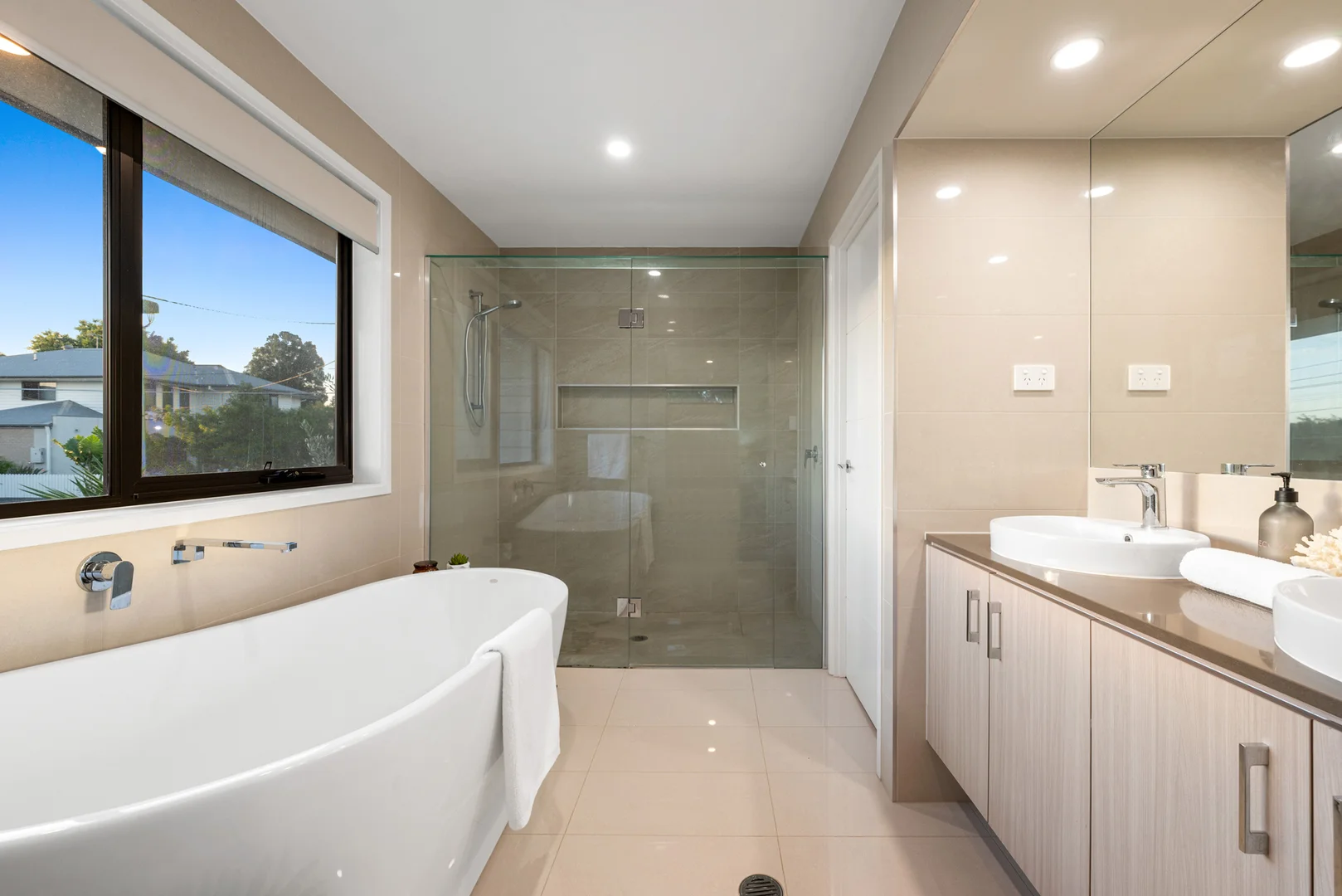 Additional image 14 of 5 Mayrene Street, Carina QLD 4152