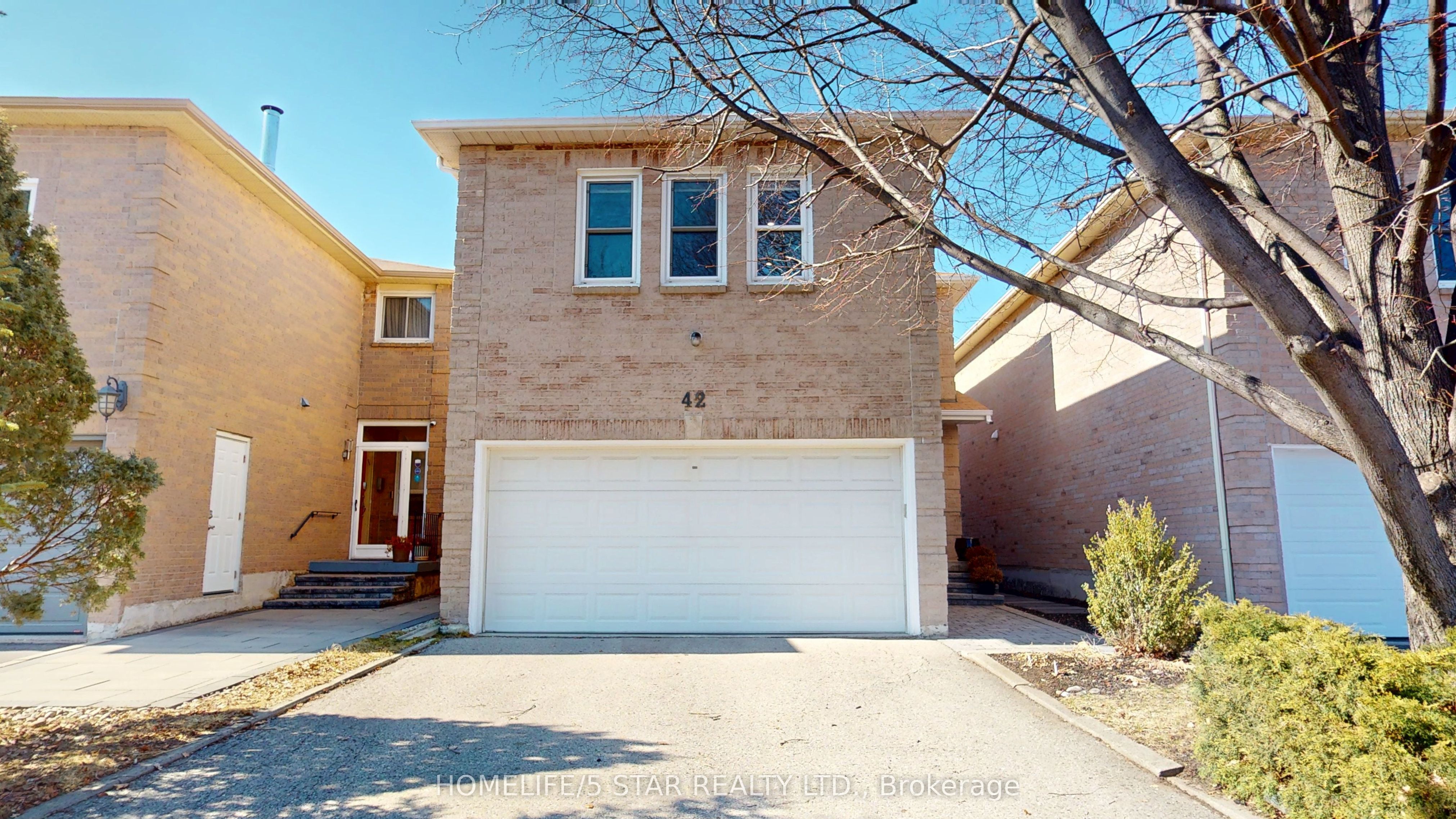 42 Pilkington Crescent, Vaughan, ON, L4J 7J4
