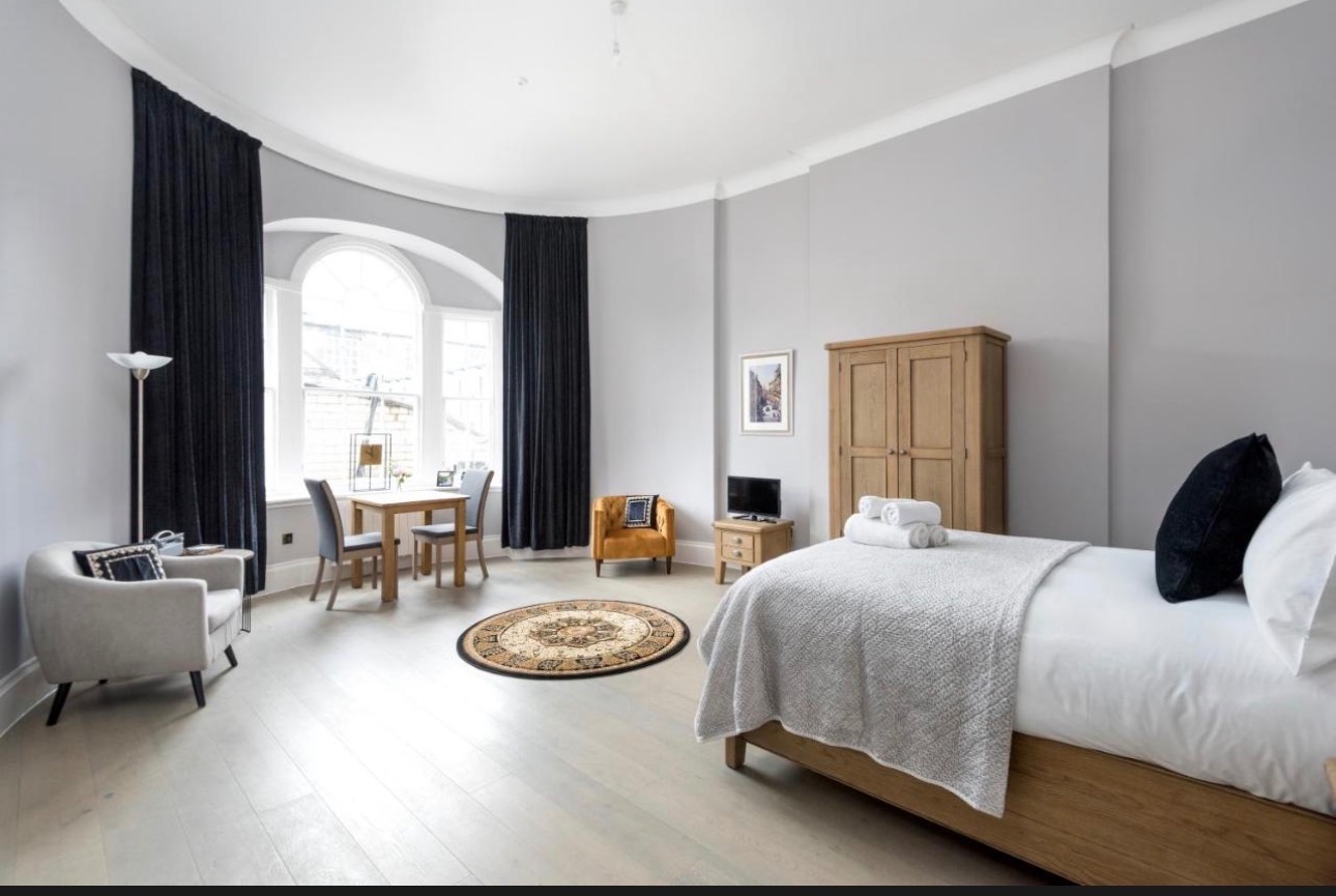 Studio Flat, George St, EH2, N1 7GU photo 2