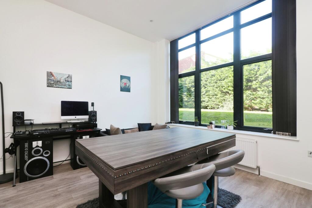 Additional image 2 of Bellmont Lodge, Welwyn Garden City, AL7