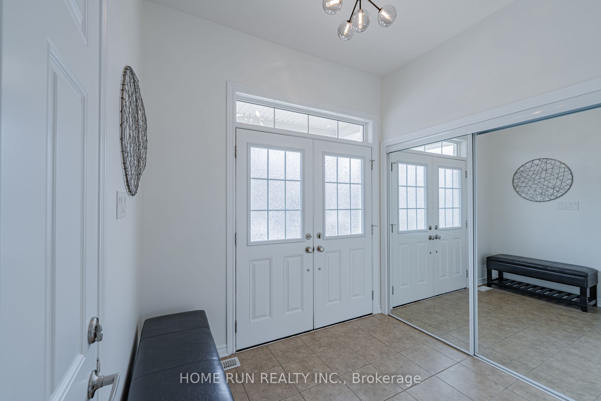 Additional image 4 of 572 Dundonald Drive, Ottawa, ON, K2J 5X1