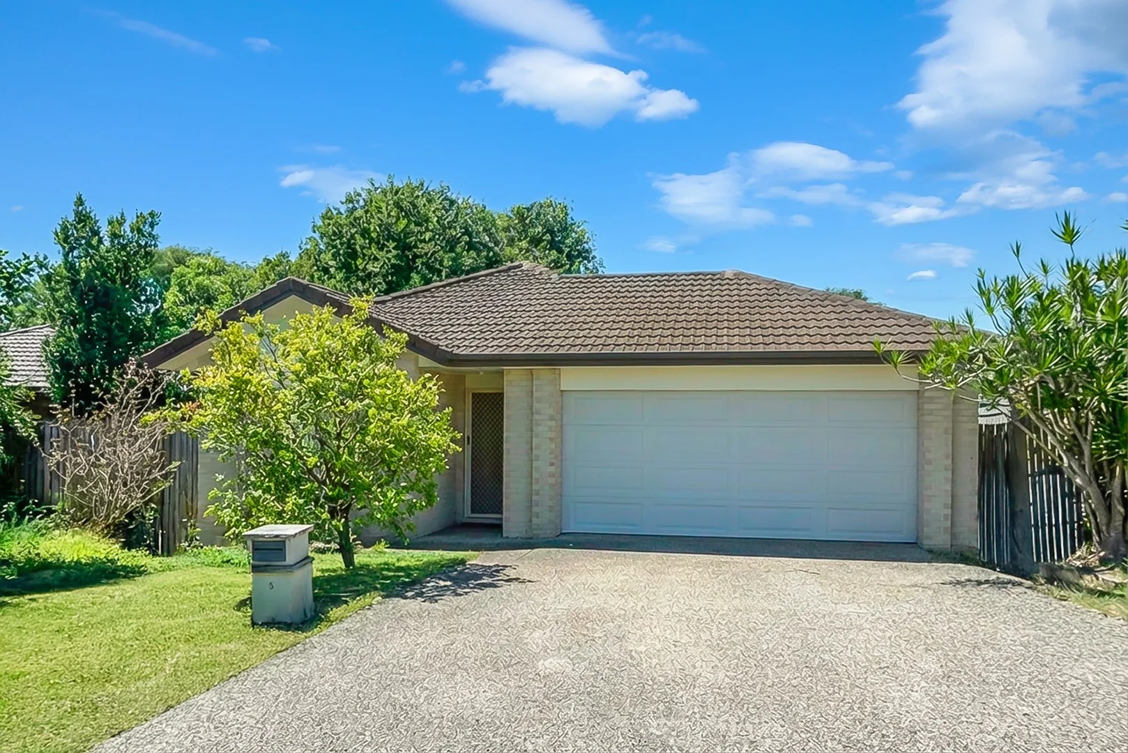 5 Wright Avenue, Redbank Plains QLD 4301