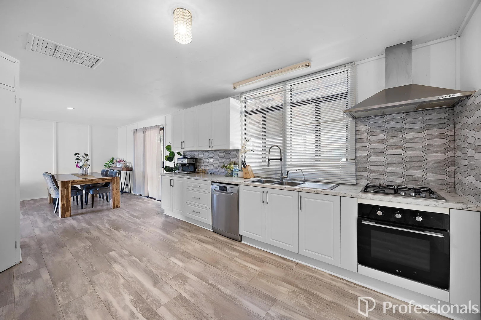 Additional image 3 of 36 Carrick Road, Mount Richon WA 6112