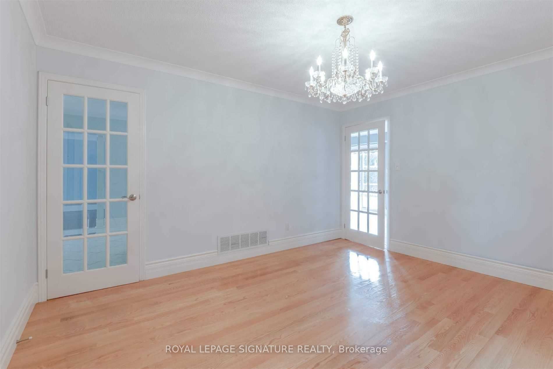 14 Canterbury Crescent, Toronto, ON, M9A 5A5 photo 4