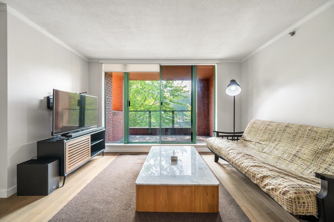 312-503 16th Avenue W, Vancouver, BC, V5C 4N3