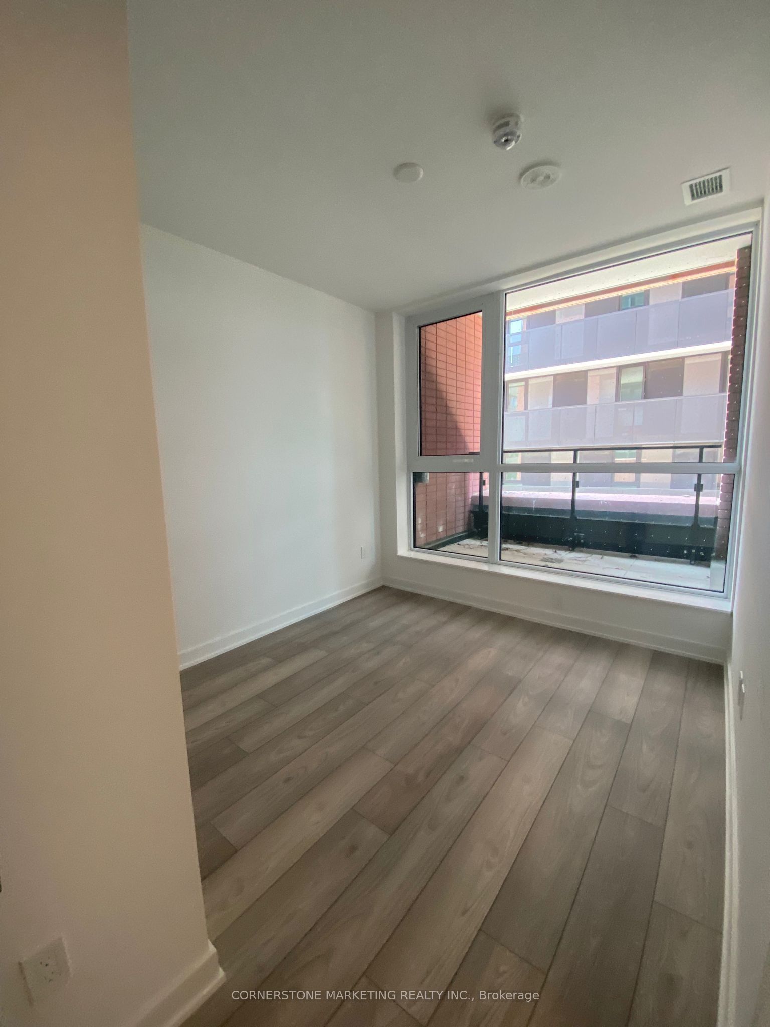 Additional image 5 of 217-8 Tippett Road, Toronto, ON, M3H 0E7