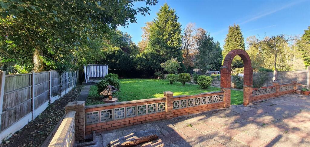 Additional image 38 of Englestede Close, Handsworth Wood, Birmingham