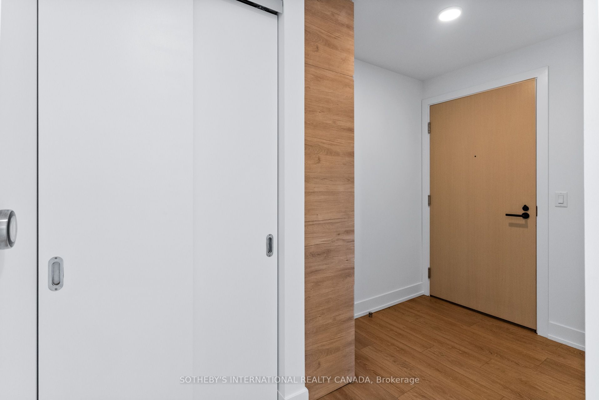 Additional image 2 of 1902-200 Redpath Avenue, Toronto, ON, M4P 0E6
