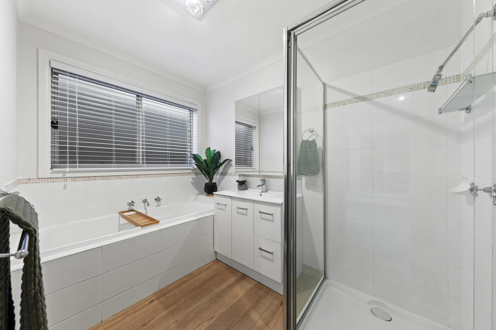 Additional image 3 of 1/51 Leigh Drive, Pakenham VIC 3810